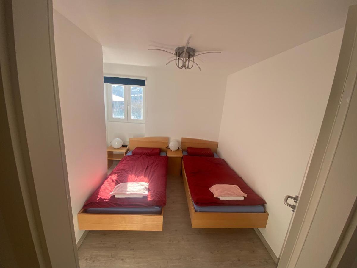 Today Appartement Famille Chippis Kültér fotó